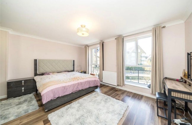 Spacious room in Canada Water  Main Photo