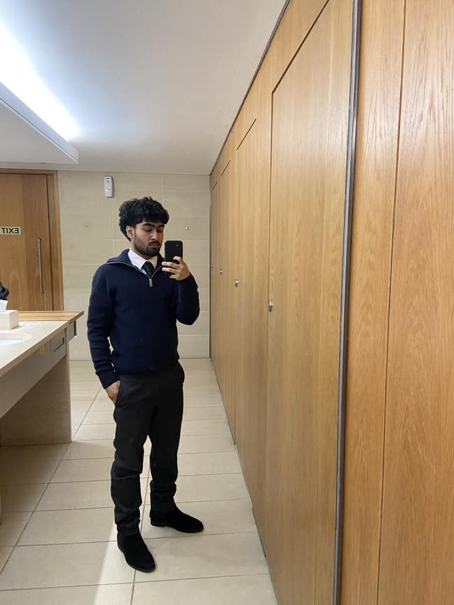 Engineering student seeking room in Didcot – J Main Photo
