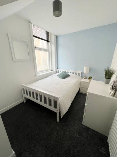 Large Double Room Available! Zero Deposit‼️ Main Photo