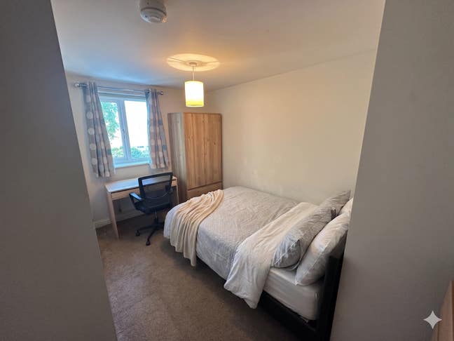 Fully Furnished Double Room, Cherry Hinton (12LC3) Main Photo