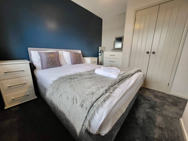 Fully Furnished Double Room  Main Photo