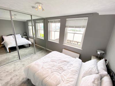 🏡 Double Room With the Thames View!  Main Photo