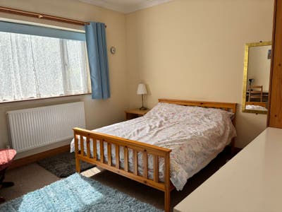 Large double room ensuite LS16 &pound;500  pm Main Photo