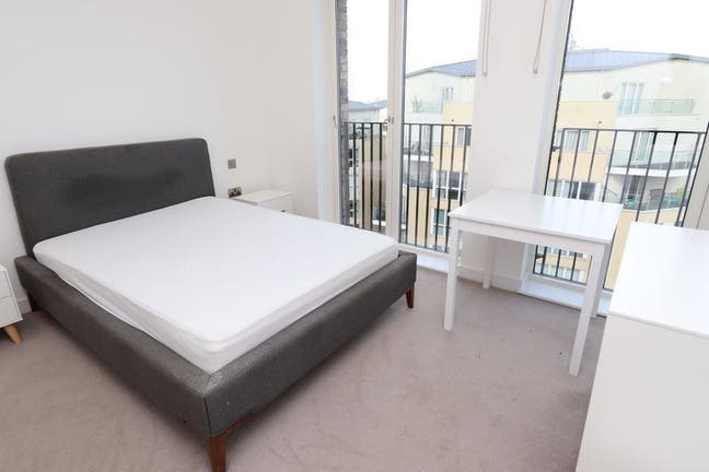High Quality Master En-Suite Near Tower Bridge Main Photo
