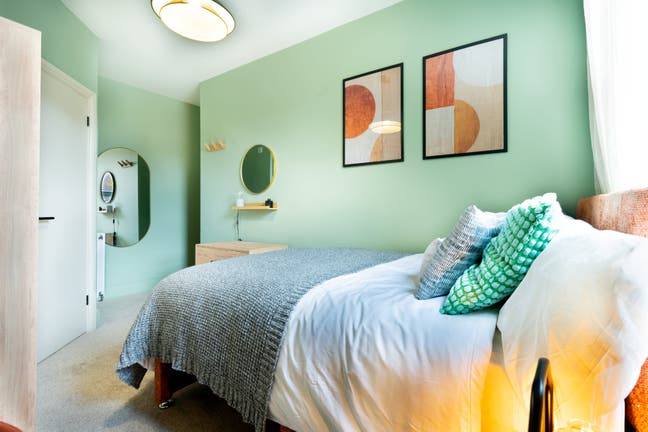 🏡 Newly Refurbished Luxury House Share  😍 Main Photo