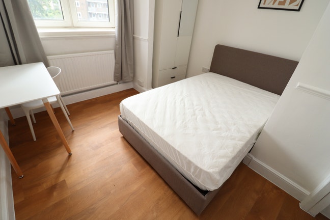 Rooms Available Near Aldgate - Book them now ! Main Photo