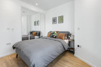 1 Bed Superior | Spacious 1 Bedroom Apartment in R Main Photo