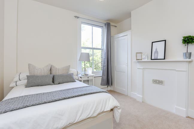 Riverside Double Bedroom Main Photo