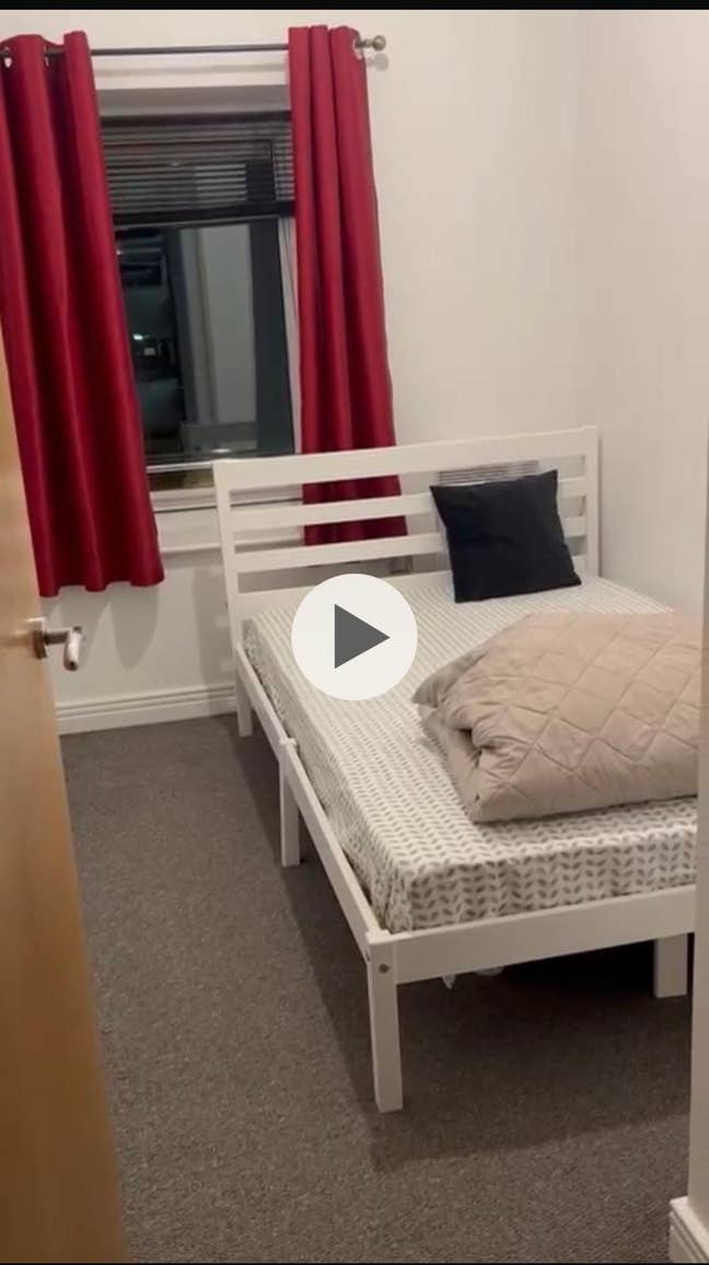 Room available for rent in Stratford  Main Photo