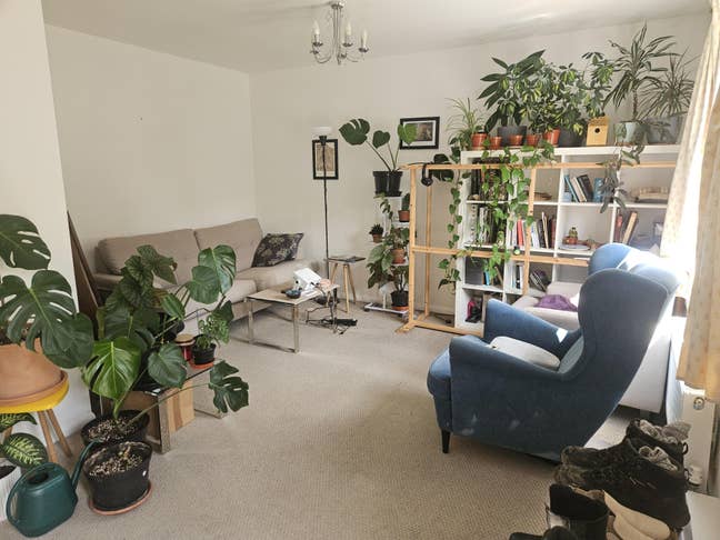 Double and single room to let in Trumpington Main Photo