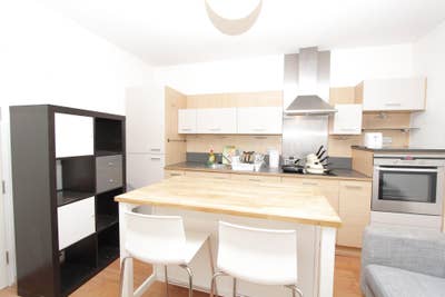 Modern Rooms - North Greenwich SE10 - Jubilee line Main Photo