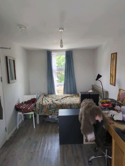 Spacious Double Bedroom in Ideal Archway Location Main Photo