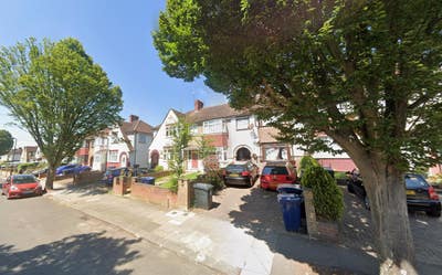 DSS - Studio Flat Available in Northolt Ealing UB5 Main Photo