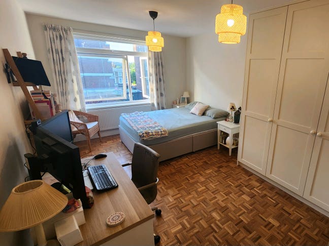 Spacious double with great storage Main Photo