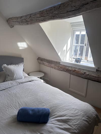 Peaceful top-floor double near Woodstock / Oxford Main Photo
