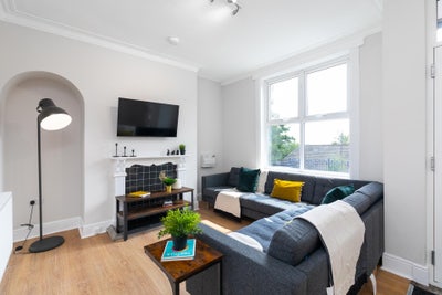 Room available in 5 bed student house- Woodhouse. Main Photo