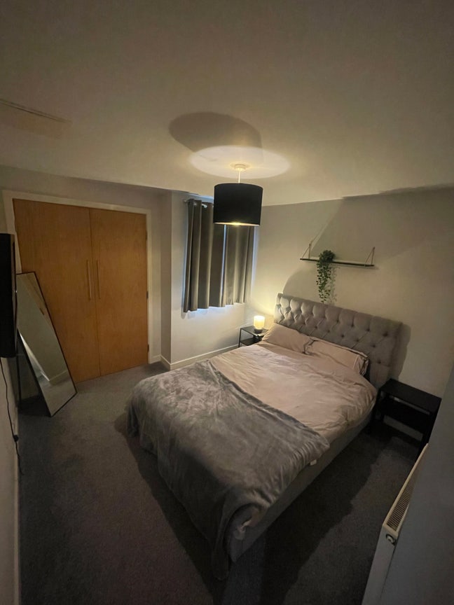 Main room, and spare available- near Stockbridge Main Photo