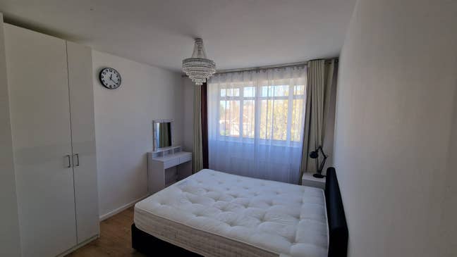 Bright Room | Bills Included | Recently Renovated  Main Photo