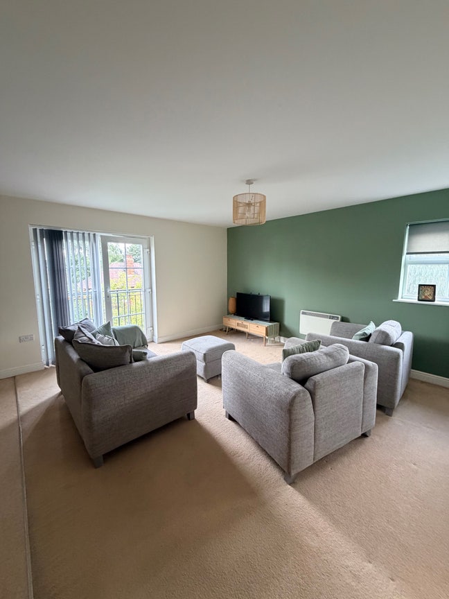 Room for rent in the Wakefield area  Main Photo