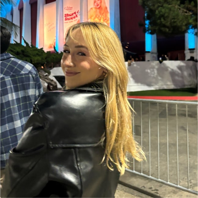 Friendly Female Postgraduate Looking for a Room Main Photo