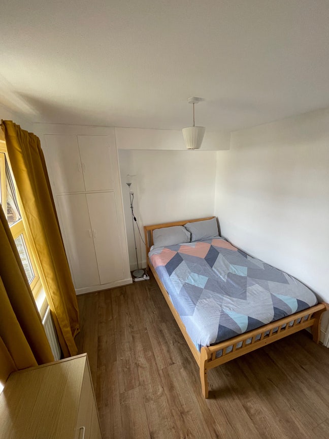 Cosy room in Camberwell  Main Photo