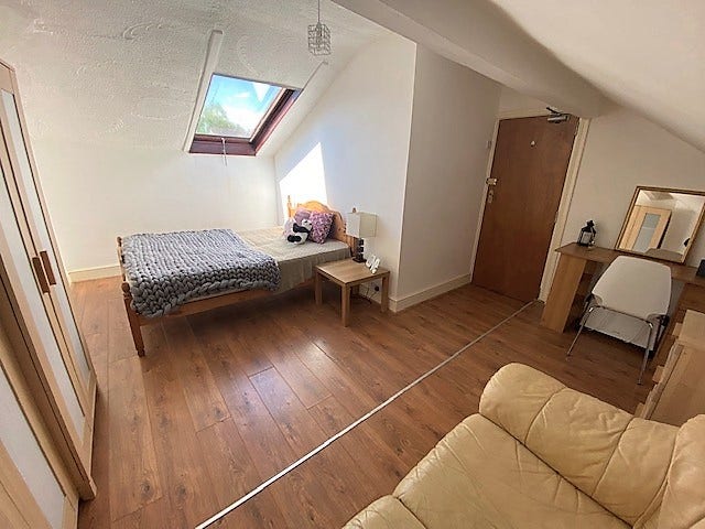 Double room on Gillott Rd Main Photo