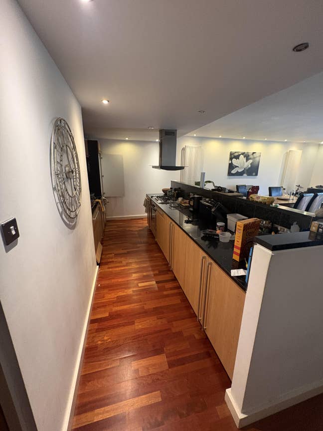 Great double room with bathroom close to Haymarket Main Photo