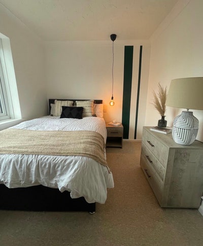 Lovely Double Room | 5 Mins from Town Main Photo