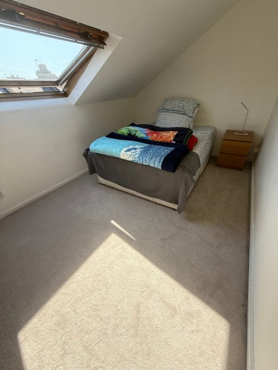 CLEAN FLAT  Main Photo