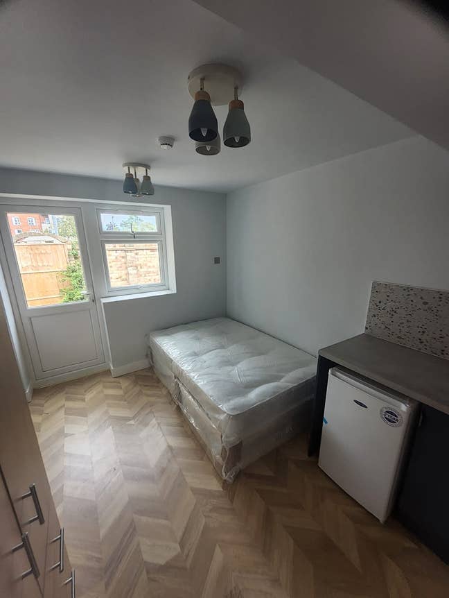 Stylish En-Suite Room in a Newly Refurbished HMO Main Photo