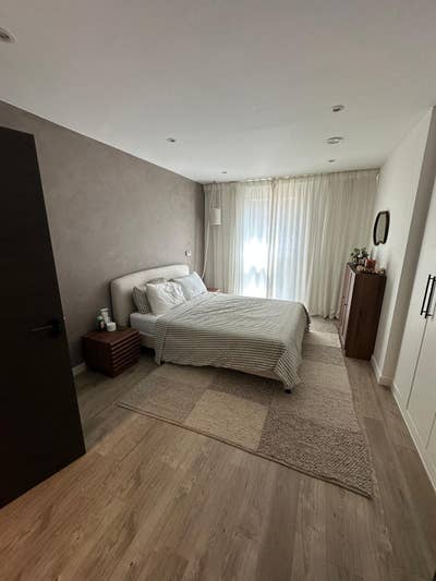 Large double, en-suite + parking | by Lower Sydenh Main Photo