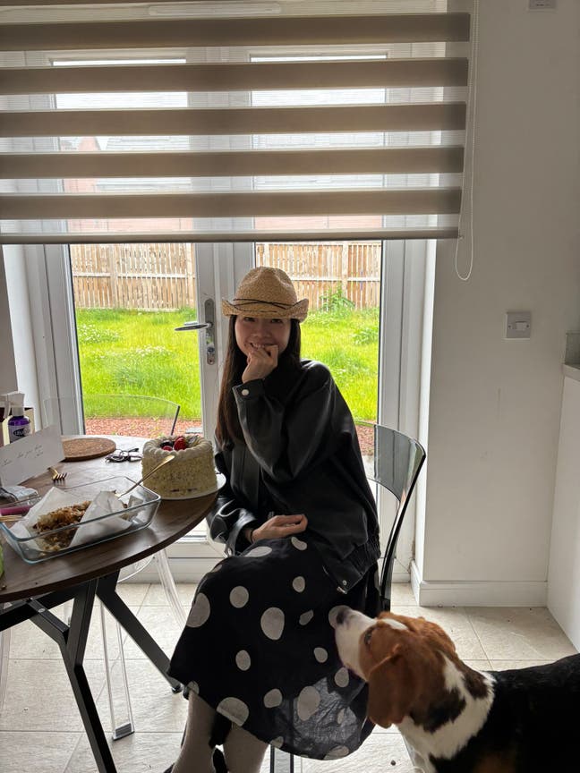 Room availability – Me & well-behaved rescue Beagl Main Photo