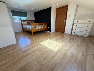 ***Double Room to Rent In Wood Green N22 *** Main Photo