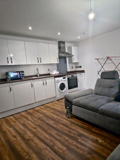 1 bedroom fully furnished  Main Photo