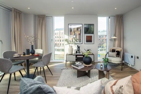 Two bed in Ancoats to share w male professional Main Photo