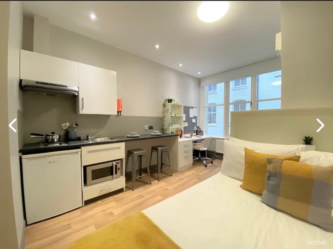 John Bell House Studio Room Main Photo