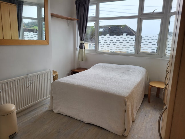 1 large double room near RUH with bills & parking Main Photo