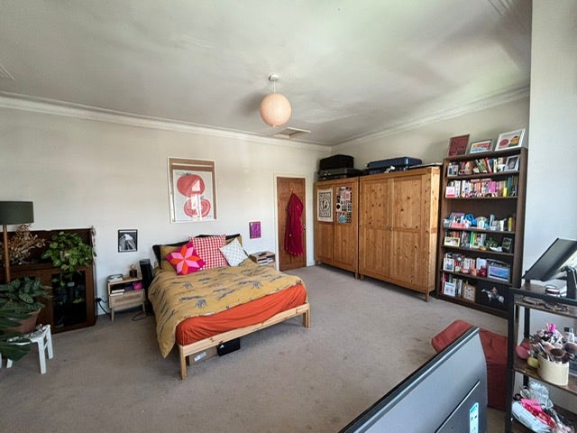 Double Room in beautiful three bed house share Main Photo