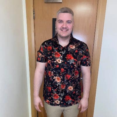 Professional Male seeks a single or double room Main Photo