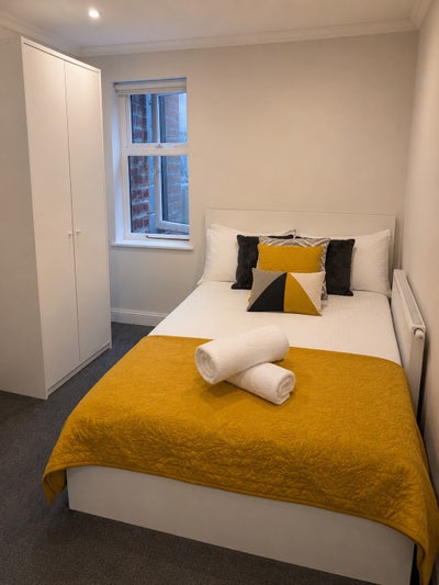 Modern Small Double Room-All-inclusive🏡✨  Main Photo