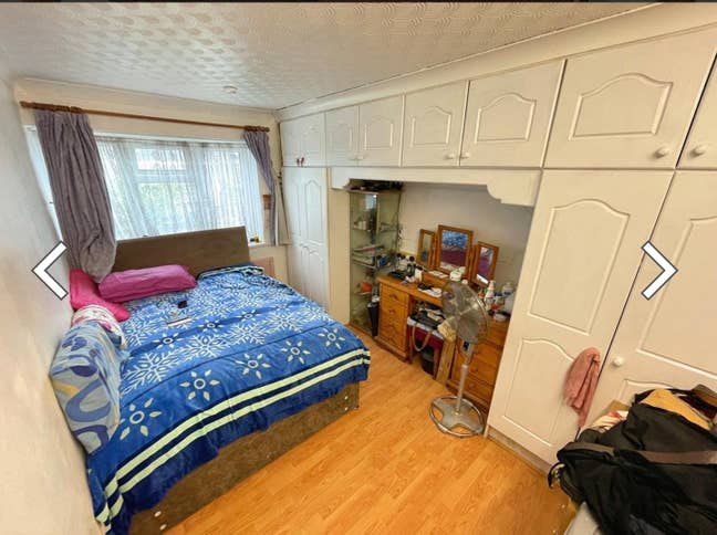 Couple Room available for 2Boys/2girls or couple N Main Photo