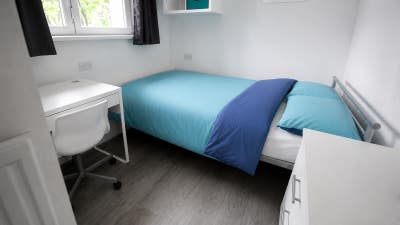 2 Huge Room+Balcony🌿Walk To Shoreditch✨🏡🚆 Main Photo
