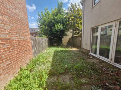 Spacious Three-Bedroom Home with Ensuite Main Photo