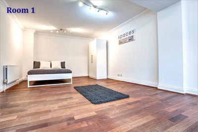 🤩 4 bed flat, 5 mins walk from Kenningotn Oval 🤩 Main Photo