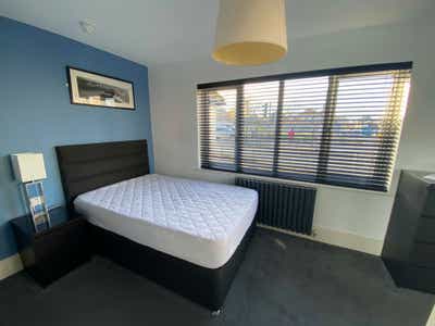Small Double Ensuite Near L&D Hosp Main Photo