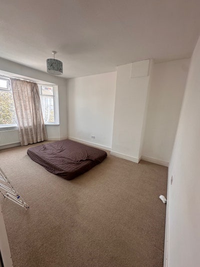 Double Room Available to Rent – BS7, Bristol Main Photo