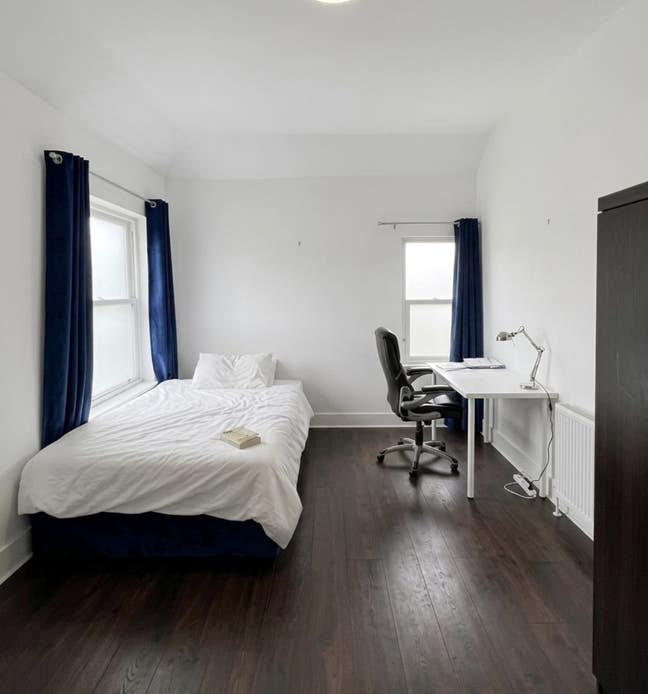 Private Studio with Shared Bathroom Main Photo