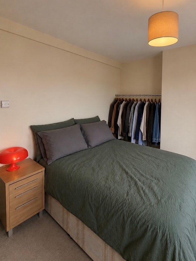 Bright Double Room E1 Main Photo