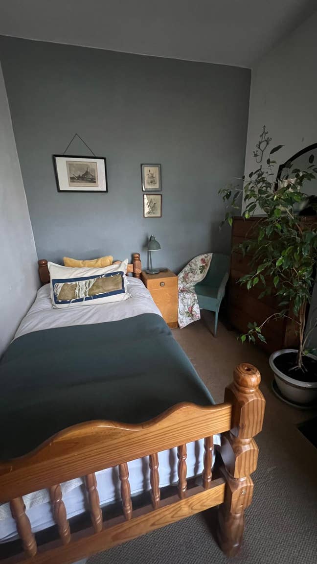 Single Room  from September 1St All Bills Included Main Photo