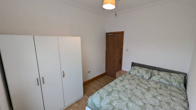 🏡 Newly Refurb Double w/ Living Rooom & Garden Main Photo